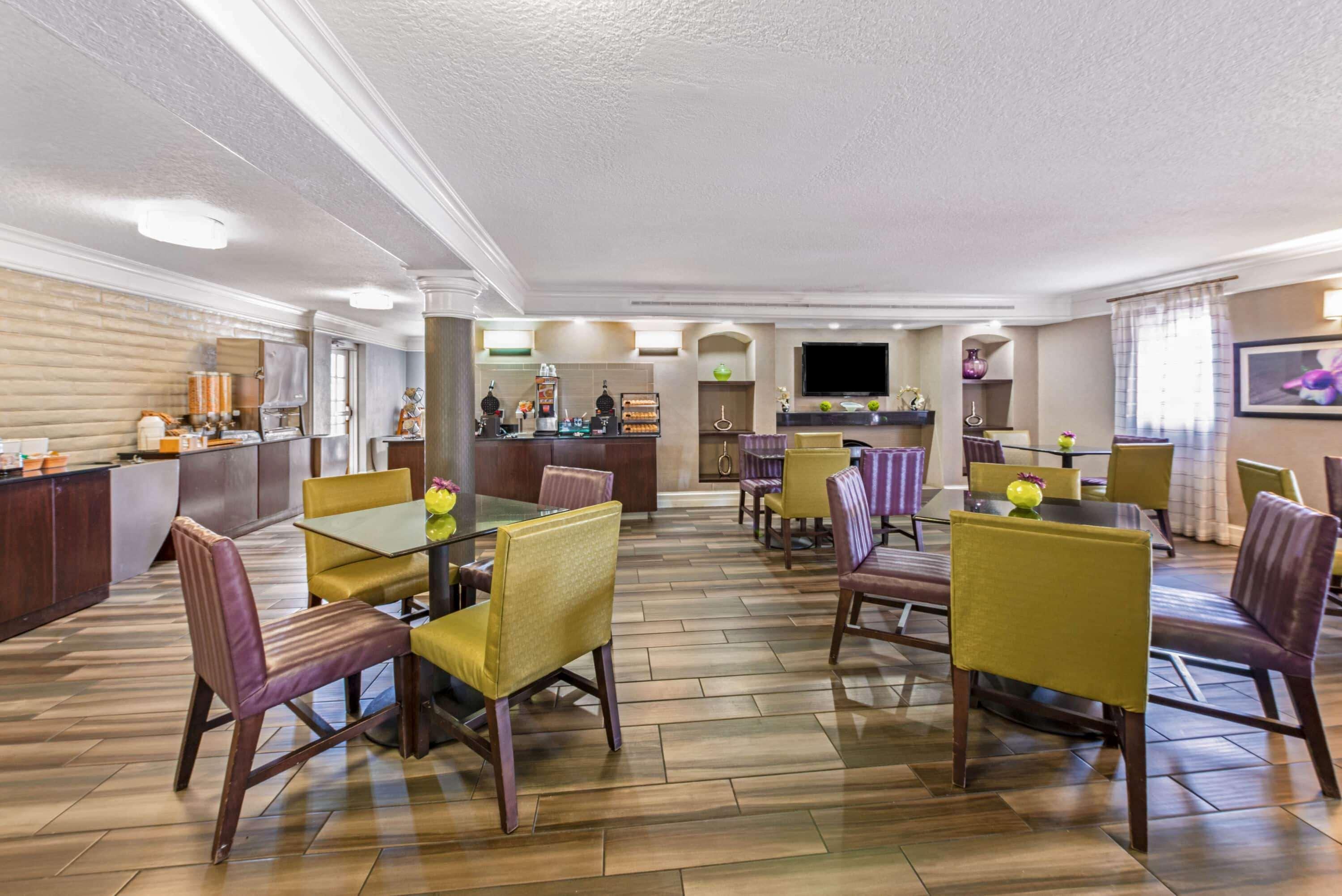 La Quinta Inn By Wyndham Miami Airport North Miami Springs Exterior photo