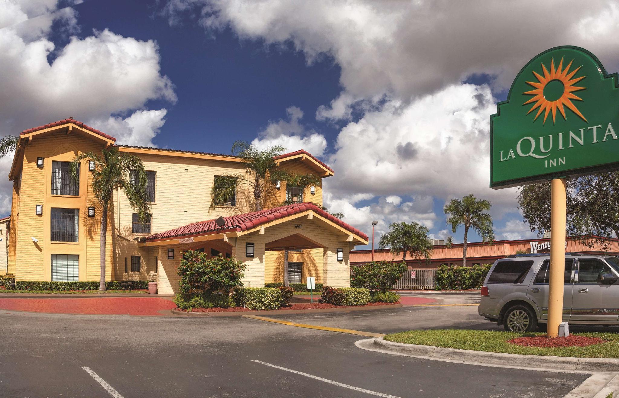 La Quinta Inn By Wyndham Miami Airport North Miami Springs Exterior photo